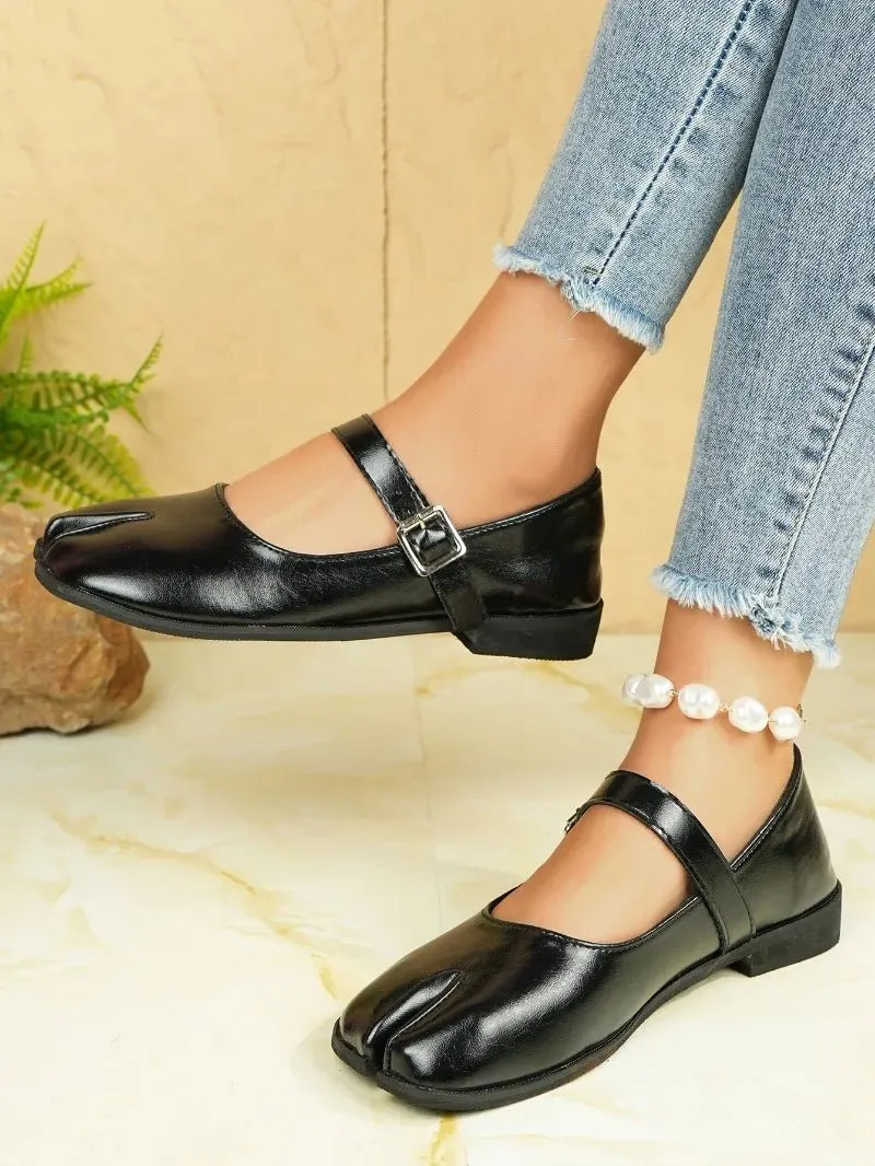 Modern Split Toe Flat Mary Jane Shoes w/ Buckle